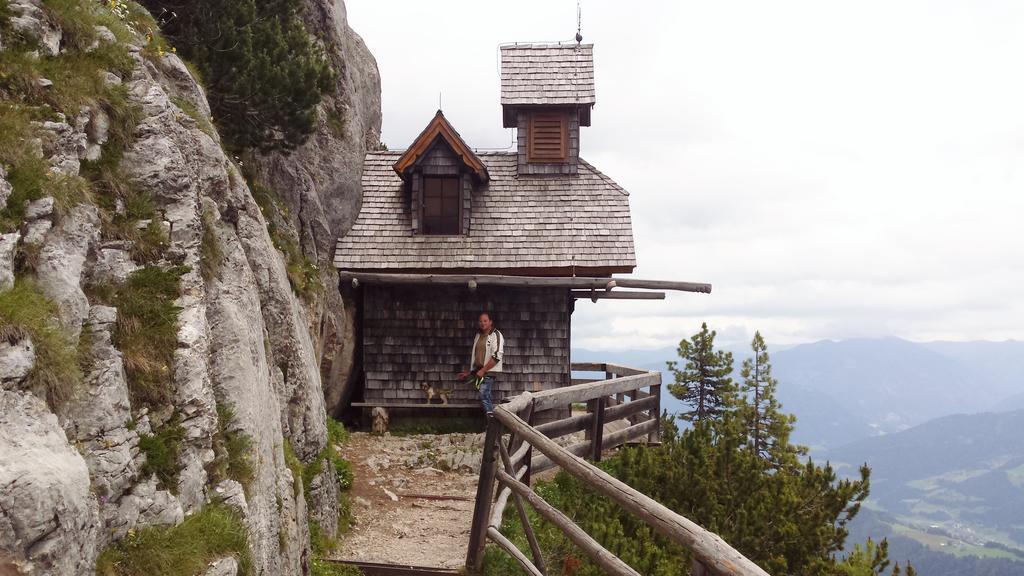 Отель Stoderhutte Грёбминг Экстерьер фото