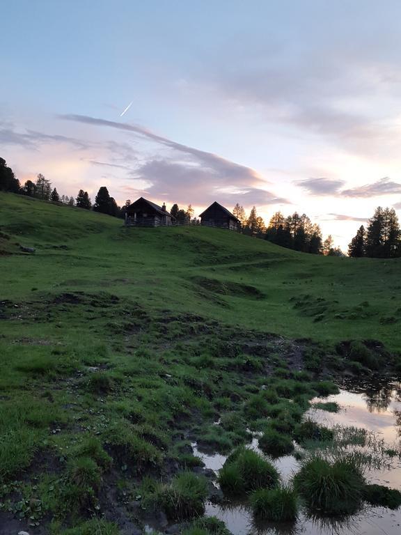 Отель Stoderhutte Грёбминг Экстерьер фото